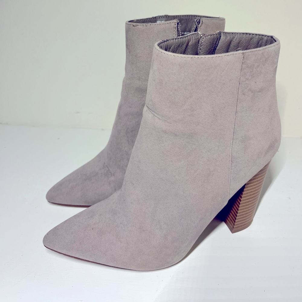 JustFab Rosmund Block Heeled Booties size 8.5